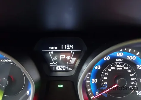 2014 Hyundai Elantra Limited from USA, damaged, VIN KMHDH4AE3EU122861